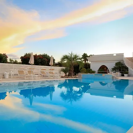 Otel Garden Ripa 4*